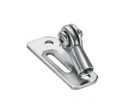 Short-slot deck hinge mount