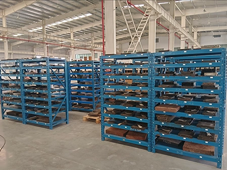 Mold Storage